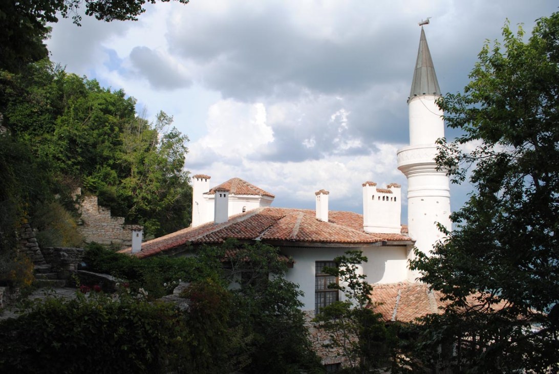 The Quiet Nest Palace