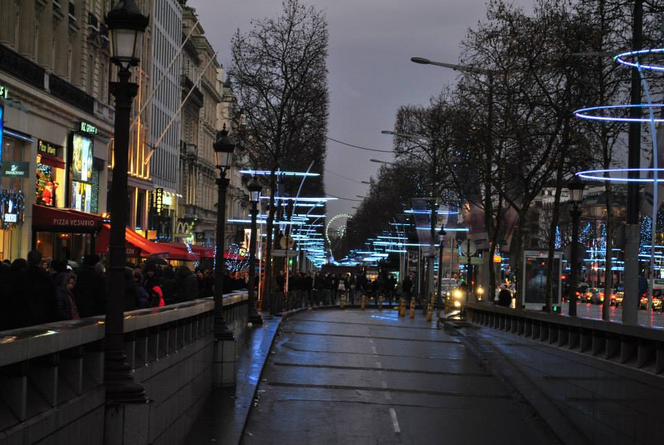 Paris by night - Christmas lights