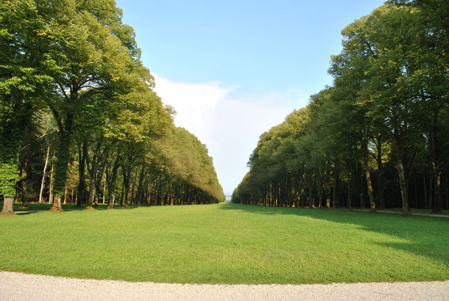 Herrenchiemsee Palace - the park
